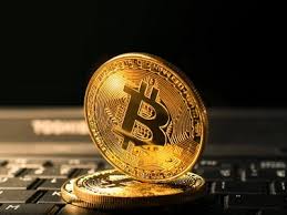 В юар украли $3,6 млрд в биткоинах. Bitcoin Trading Near 6 600 Mark
