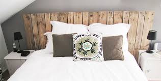 Une tête de lit en lambris, en voilà une belle idée. Tete De Lit En Lambris A Faire Soi Meme Gamboahinestrosa