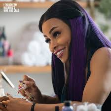 Sonya Whyte's Instagram, Twitter & Facebook