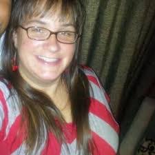 Kerri Mead's Instagram, Twitter & Facebook