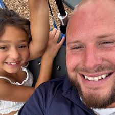 Selling a super C motorhome with low mileage and excellent condition