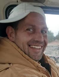 Daniel Cardwell's Instagram, Twitter & Facebook