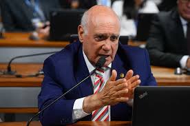 Mas ter sete ministros da corte escolhidos nos governos do pt não facilita a vida de lula: Ccj Analisara Pec Que Da Fim A Mandatos Vitalicios De Ministros Do Stf Senado Noticias