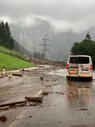 Heftige unwetter haben in den letzten tagen in österreich schwere schäden angerichtet und viele feuerwehren im dauereinsatz. Weitere Gewitter Im Anmarsch Unwetter Sorgen Fur Verwustung In Ganz Osterreich