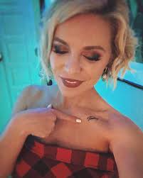 Голые телеведущие первого канала с волосатыми писями (63 фото) - секс и  порно