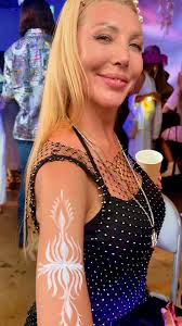 🎨✨ Add a touch of creativity to your special events! Whether it’s a  birthday party, wedding, corporate event, retreat, or even a virtual  gathering, I am available to create unique, high-quality face ...