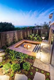 You want it to be spacious, fairly open and level. 75 Beautiful Backyard Landscaping For Winter Pictures Ideas July 2021 Houzz