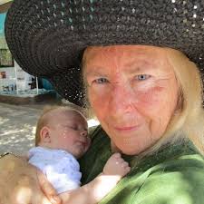 Mary Jane Boyes-Hamilton (@BoyesHamilton)