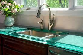 Photo Cuisine Avec Plan De Travail Moderne En 65 Idees Popular Kitchen Countertops Glass Countertops Modern Kitchen Countertops