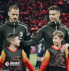 He will continue his fiduciary isolation at the j | hotel. Cristiano Ronaldo Makes Mascot S Night As Juventus Star Acknowledges Young Boy Staring Up At Him Express Digest