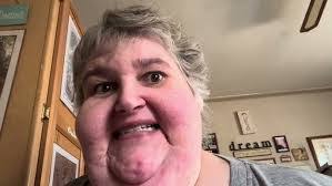 Elissa Roy's Instagram, Twitter & Facebook