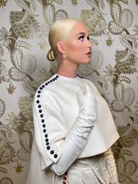 Judge, businesswoman & philanthropist.she's also the first female artist to have 5 number one singles on the u.s. Katy Perry On Twitter