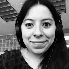 Laura Lezama (@Makochi06)