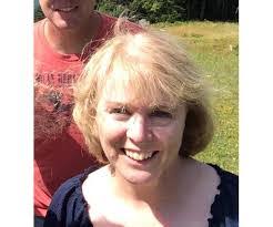 Elizabeth Mortenson's Instagram, Twitter & Facebook