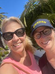 Vissa SWEA-event drar många deltagare, andra färre! 😁 På vår  söndagspromenad igår blev vi hela två personer som njöt av att promenera  runt i Encinitas! Vad vi inte hade koll på att