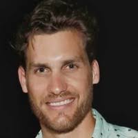 Andrew Hanley's Instagram, Twitter & Facebook