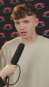 🎤 Interview mit Julian Dolgow!🎤 Dieser Junge war die echte Entdeckung der  Jarmarka 2024! 🌟 Er konnte die 🔥 Energie der Besucher halten und allen,  die dort waren, unvergessliche Emotionen schenken. So ...