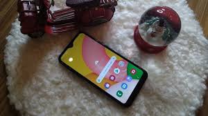 The samsung galaxy j2 is an android smartphone manufactured by samsung electronics. Penerus J2 Prime Harga Hp Samsung Galaxy A01 Cuma Rp 1 5 Juta