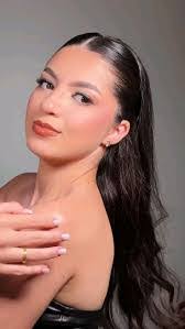 Lorena Nava's Instagram, Twitter & Facebook