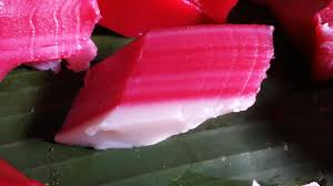 Bila gula dah hancur baru ditambah santan. Blog Rasmi Shafiq Raduan Kuih Lapis Tepung Beras Buat Sendiri