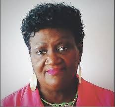 Susana Henderson's Instagram, Twitter & Facebook