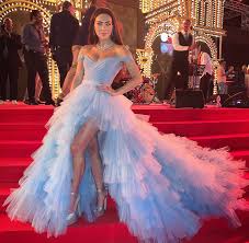 اطلالات الفنانات في مهرجان الجونة السينمائي 2019 المجموعة الثانية Most Beautiful Looks In Elgouna Dresses Prom Dresses Prom Dresses Blue
