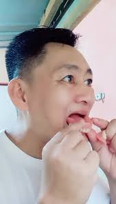 Baru Mahu Pakai Gigi: Kecoh Dengan Kedatangan Orang