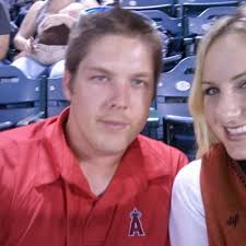 Travis Halstead (@TravisHalstead)