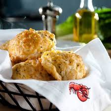 Wtf Red Lobster Is Dropping A Cheddar Biscuit Flavored Lip Balm Cheddar Biscuits Lobster Recipes Red Lobster