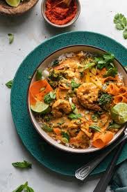 In its most basic form, it consists of red chili peppers, garlic, sea salt, lemongrass, turmeric, and shrimp paste (source). Thai Red Curry With Shrimp Vegetables And Infused Rice