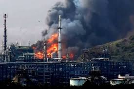 Several fire tenders were pressed into service to douse the flames. Athzcr0iyyze M