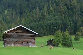 Vom haus aus hat man einen tollen panoramablick auf das bergmassiv des ifen und auf die abwechslungsreiche landschaft des kleinwalsertals. Alpines Wandern Im Kleinwalsertal 2018 Mosaikschule Marburg Forderschule Der Stadt Marburg