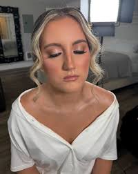 As a member of the LGBTQIA+ community myself, i know how hard it is to find  professionals you trust, especially in the current political climate, and  ESPECIALLY for weddings. I want to