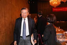 東元電動巴士動力系統獲大單 華德動能2年500套 (中央社 2021/03/17 16:52) 《電機股》東元、華德動能簽500台電動巴士合作意向書 (時報資訊 2021/03/17 14:15) 《電機股》東元四大引擎熱轉 業績喊衝 (時報資訊 2021/03/13 15:27) 0qnvsmr0oppzvm