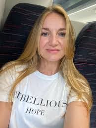 Keeley Martin's Instagram, Twitter & Facebook