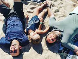 Humorista, ator e autor multipremiado. Facebook