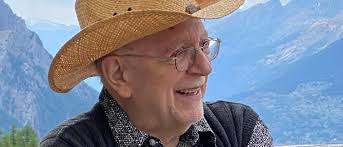 Peter Zurbriggen hat unser Bienenhaus mit Weihrauch gesegnet»