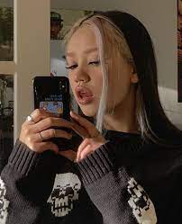 How To Dye Your Own Hair At Home Without Messing It Up Ecemella Hair Color Streaks Hair Inspo Color Hair Color Underneath