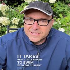 Rob Kenney, "Internet's Dad," With 5M+ Followers, Shares Life Hacks,  Encouragement, And Loves God (+podcast)