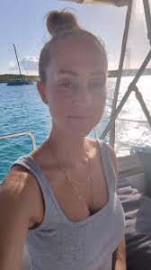 Jenniferborja_bikini