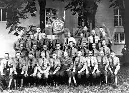 Un risultato unico di badge ww2 tedeschiparte 3.en unik upptäckt av tyska ww2 märkendel. Ortsgruppe Nsdap