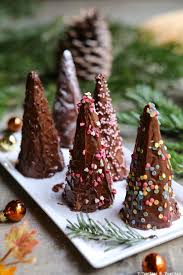 Les Sapins En Chocolat Recette Recette Dessert Noel Dessert Noel Chocolat
