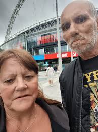 You made r night bruce your the 1 and only boss my x husband who I'm with 