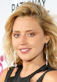 Alesha Clarke's Instagram, Twitter & Facebook