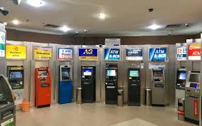 Dengan atm link, berbagai nasabah dengan bank yang sudah terdaftar di dalamnya bisa bertransaksi. Mesin Atm Pengertian Jenis Dan Fitur Fiturnya