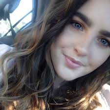 Monique Ennis (@monique_ennis)