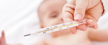 Bebekleriçin ideal olan oda sıcaklığı bebeğimizin ay gelişimine göre değişkenlik göstermektedir. Bebeklerde Ates Kac Olmali