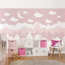 Vliestapete Kinderzimmer Sternenhimmel Mit Hausern Und Mond In Rosa Fototapete Breit Vliestapete Kinderzimmer Kinder Zimmer Kinderzimmer Gemusterte tapeten und motivtapeten stehen bei kindern hoch im kurs.
