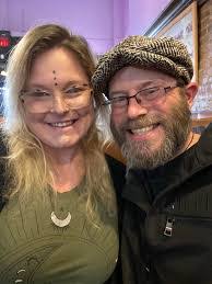 Melissa Overbay's Instagram, Twitter & Facebook