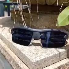 Men S Photochromic Sunglasses With Polarized Lens Video In 2020 Photochromic Sunglasses Cool Gadgets To Buy Cool Things To Buy